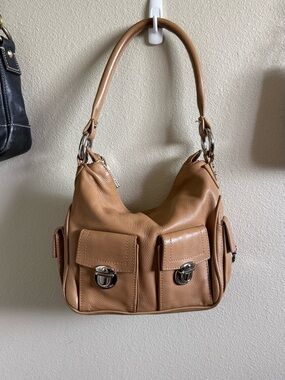 Marc Jacobs Tan Pebbled Leather Multi-pocket Blake Hobo Shoulder Bag